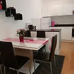 Apartma Jasmin 公寓 诺维·维诺多尔斯基
